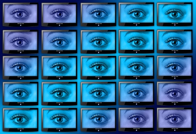 eye-monitor-wall