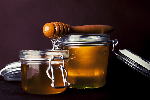 honey-jars